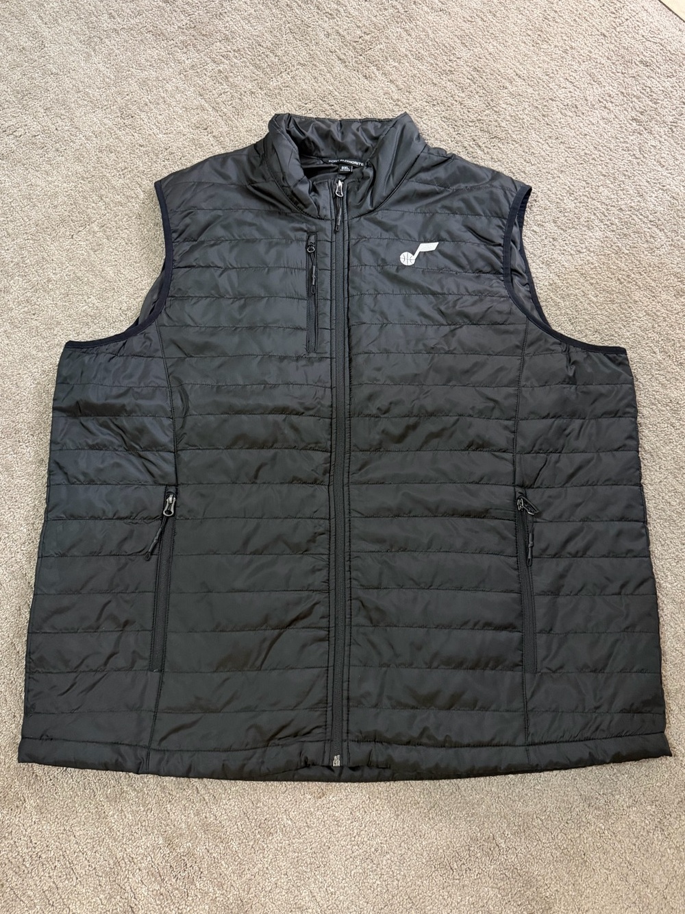 Port Authority Quilted Black Men's Vest with Zip Pockets